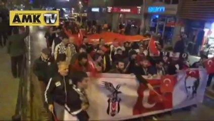 Taraftar grupları şehitler için yürüdü