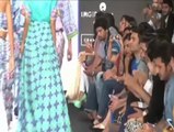 LFW: Gauhar Khan walks the ramp, Kushal cheers - IANS India Videos