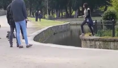 So violent fail : a girl tries to jump over a hole!!!