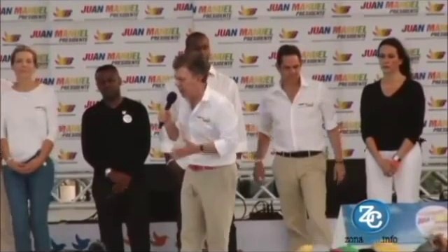 Se faire pipi dessus en plein discours... FAIL!