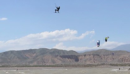 Fly Pablex really High Jump in Kitesurf