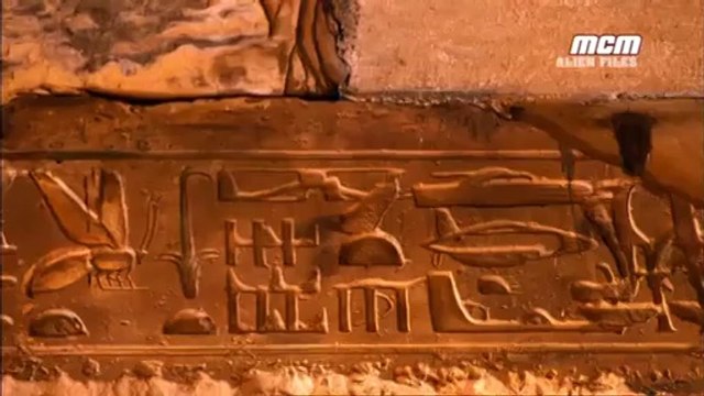 x1cazqp_unsealed-alien-files-s01-e14-les-dieux-extraterrestres-de-l-egypte-antique_webcam