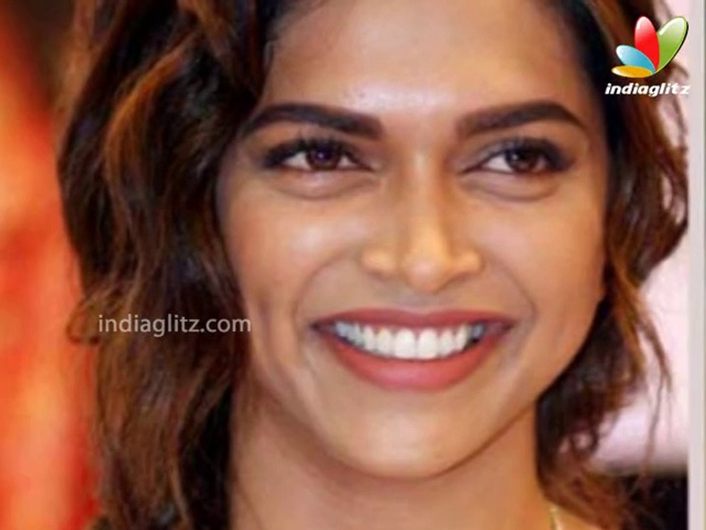 Deepika Padukone in Director's Role! | Hindi Cinema Latest News | Ranveer, Priyanka, Zoya