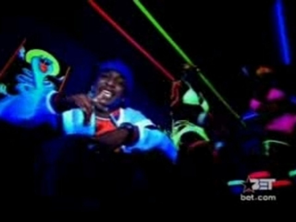 Chingy, Ludacris & Snoop - Holiday Inn