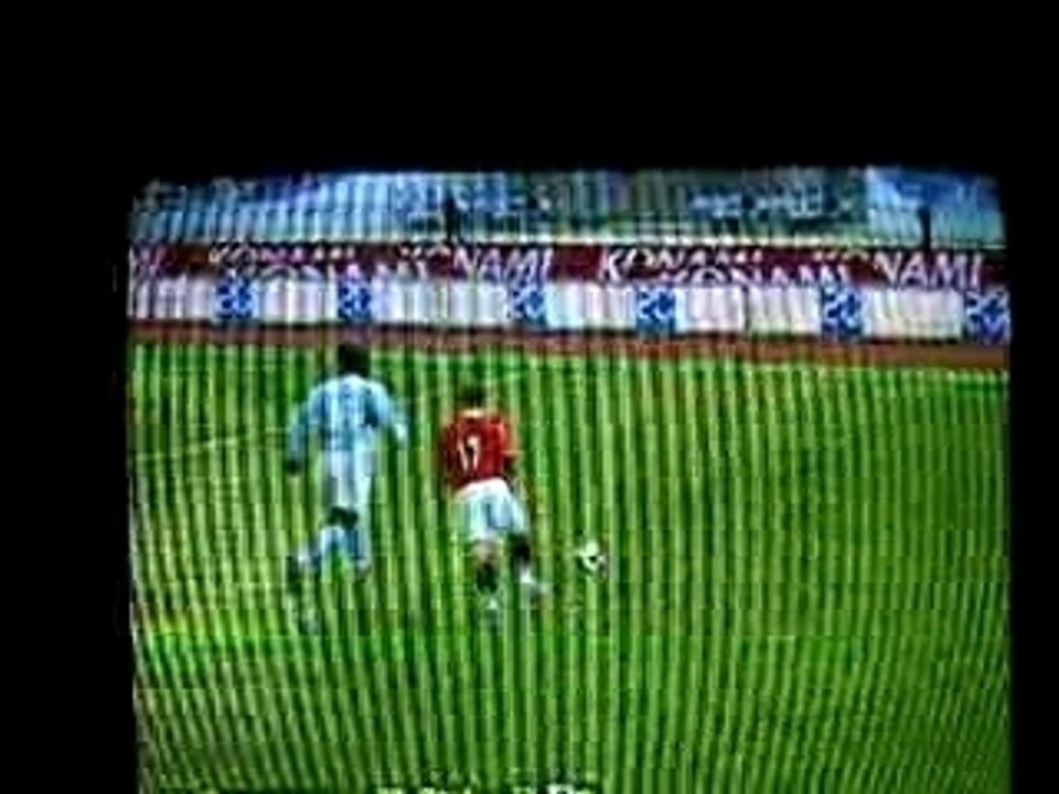 Reprise de volée acrobatique à PES6