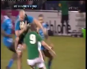 Le centre irlandais Peter Robb renvoie Marco Lazzaroni en Italie