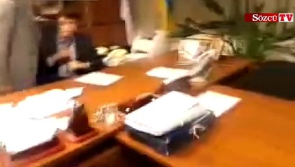 Döve döve istifa ettirdiler