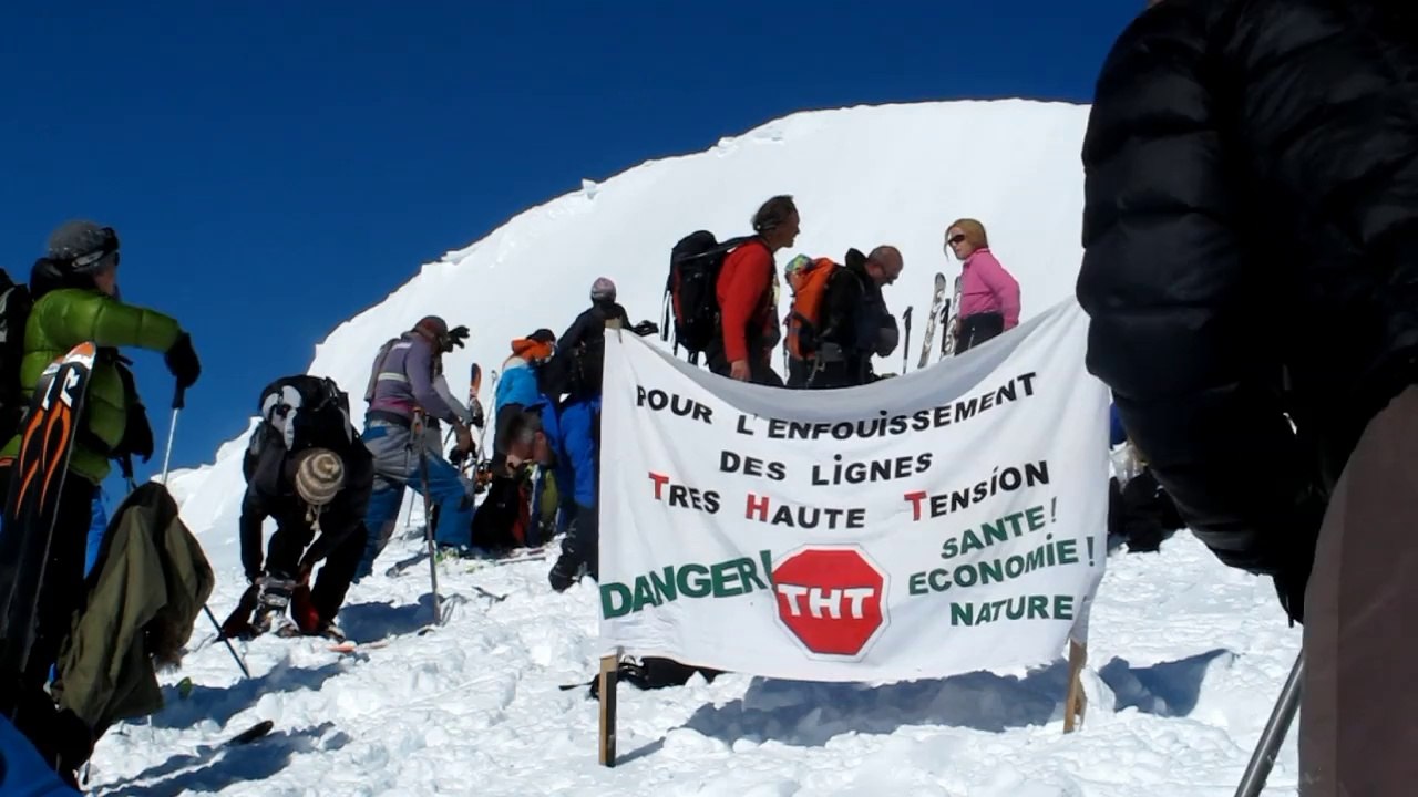 Rassemblement contre le projet de RTE au sommet de la Tête du Fouran