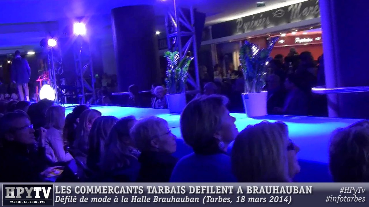 [TARBES] Défilé de mode à Brauhauban (18 mars 2014)
