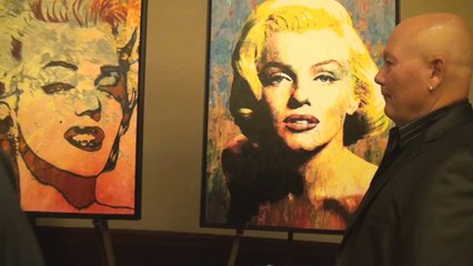 Mark Lewis talks to Art Collectors at the Red rock Resort Spa and Casino in Las Vegas
