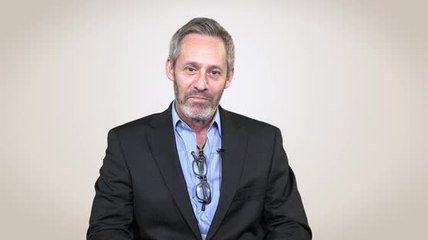 House Of Cards Michel Gill Talks His Excitement About Season 3 And How He Prepped To Become President Walker.
