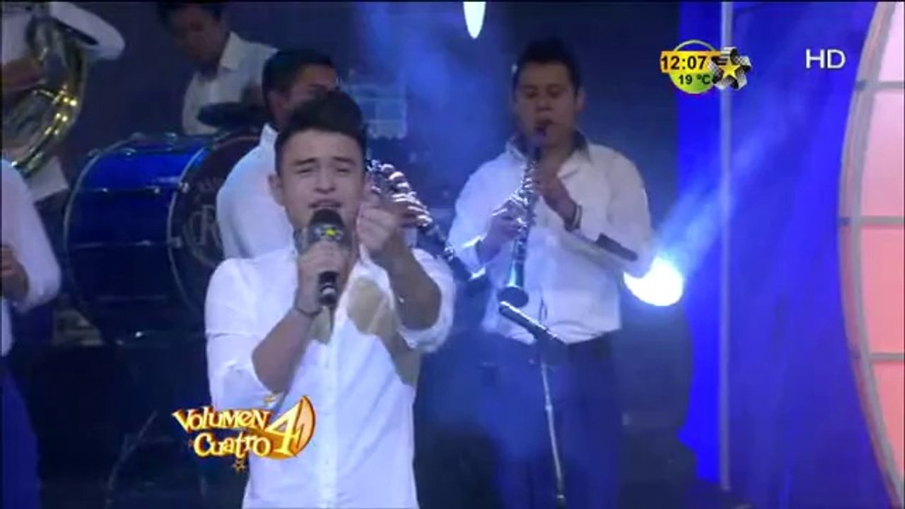 Jerry canta en Volumen 4