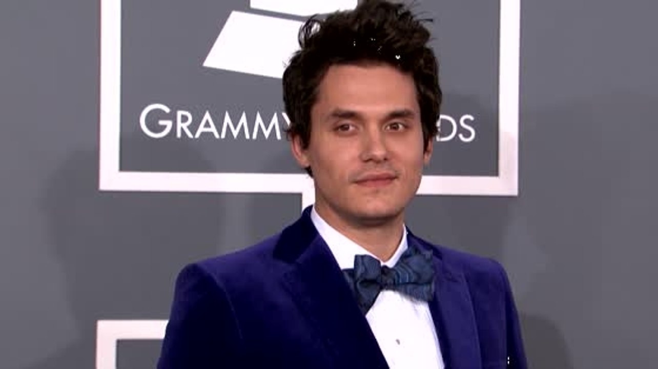 Hat Charlie Sheens Kumpel gefälschte Uhren an John Mayer verkauft ?