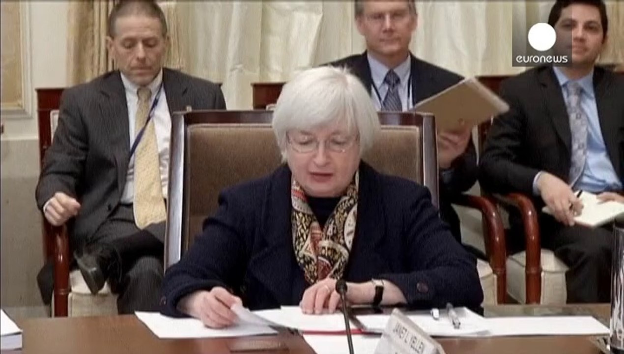 Fed, nuovo "tapering". E per i tassi abbandona il target di disoccupazione