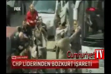 Kemal Kılıçdaroğlu'ndan bozkurt işareti