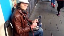 Awesome Street Guitarist!! Nelly Niel in Brighton, UK