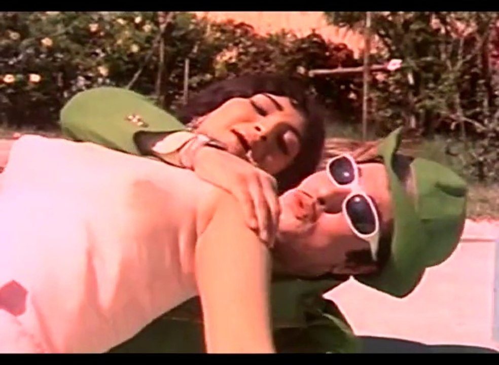 Irandu Kangal Pesum - MGR, Lakshmi, Ashokan, Cho - Sangae Muzhangu - Tamil Romantic Song