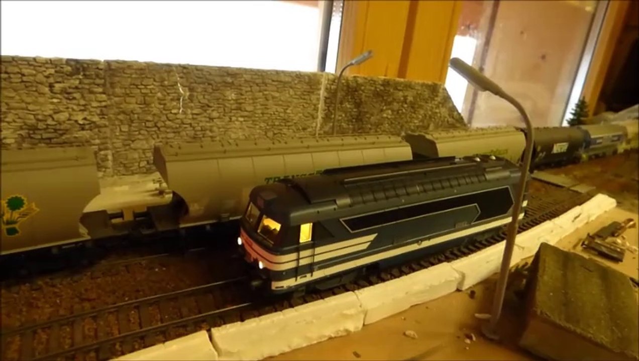 67368