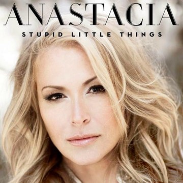Anastacia - Stupid Little Things (extrait)