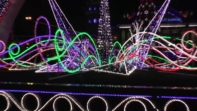 Самая Красивая Новогодняя ЁЛКА. Харьков