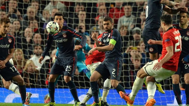 Giggs defies age - Moyes