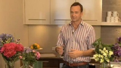 Expert Entertaining Tips - Flowers