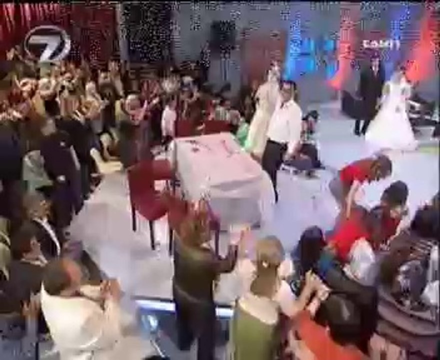 Tuğba Hatun & Şahap Akagün - Cane Cane Menşure Hanım [Potpori]