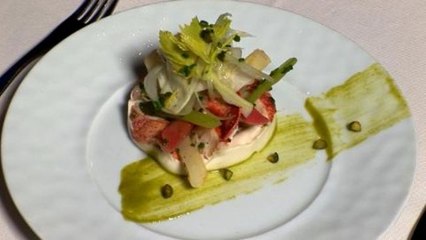 Chef Profiles and Recipes - Daniel Boulud Brasserie's Wesley Holton Makes Lobster Salad