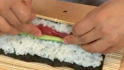 Around the World in 80 Dishes - How to Make Japanese Tuna Maki, Part 2