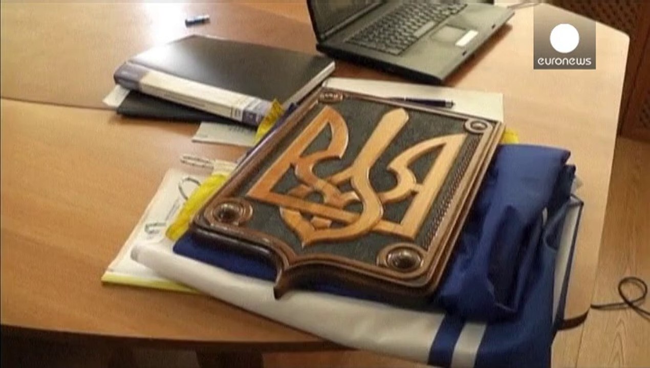 Pro-Russian groups seize Ukranian warships in Sevastopol