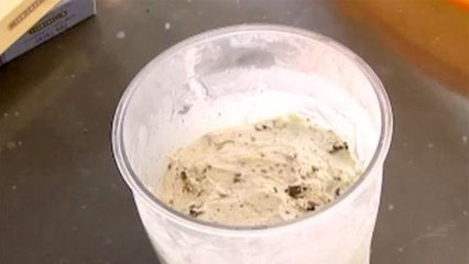 Celebrity Cooks - Isaac Mizrahi Makes Mint Chocolate Chip Ice Cream