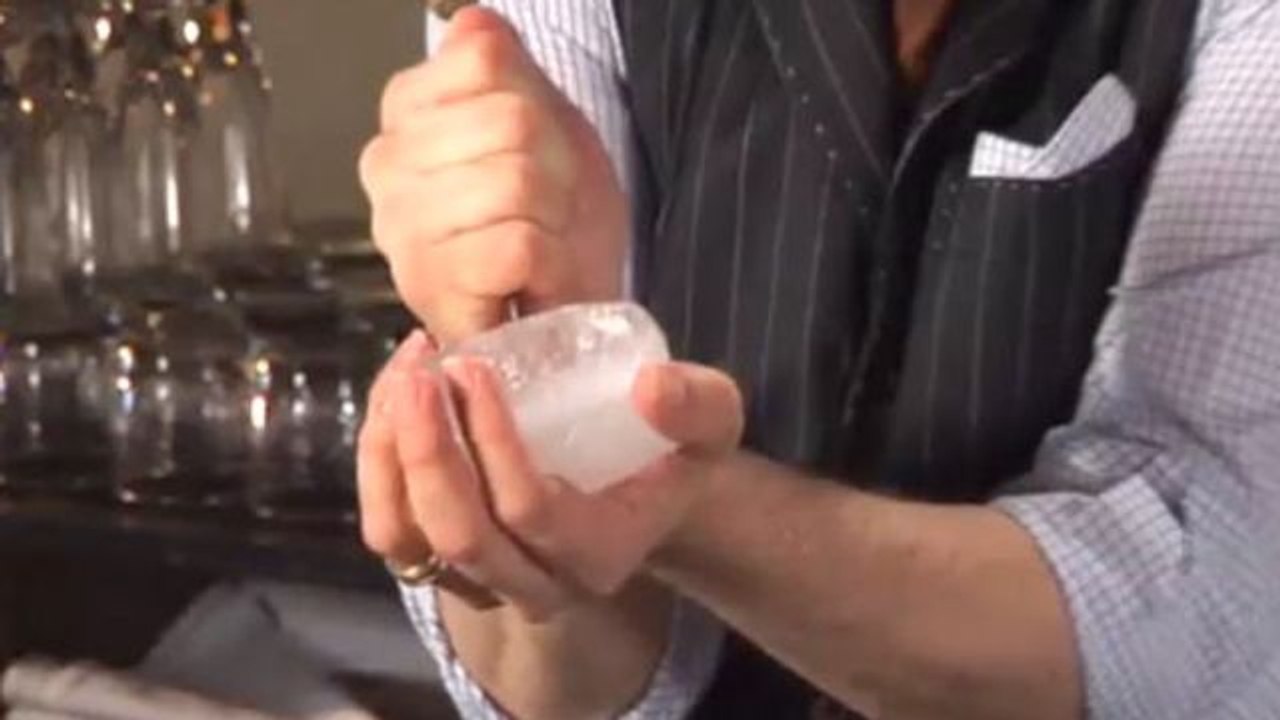 Epicurious Cocktails - Why Ice Matters in Cockt...