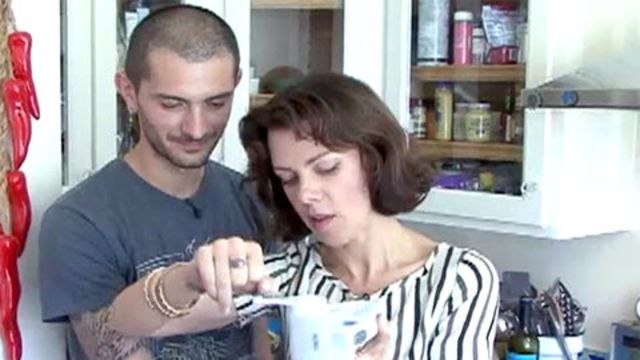 Celebrity Cooks - Debi Mazar: Favorite Kitchen Equipment