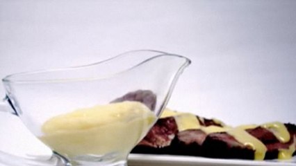 Epicurious Essentials: Cooking How-Tos - How to Make Béarnaise Sauce