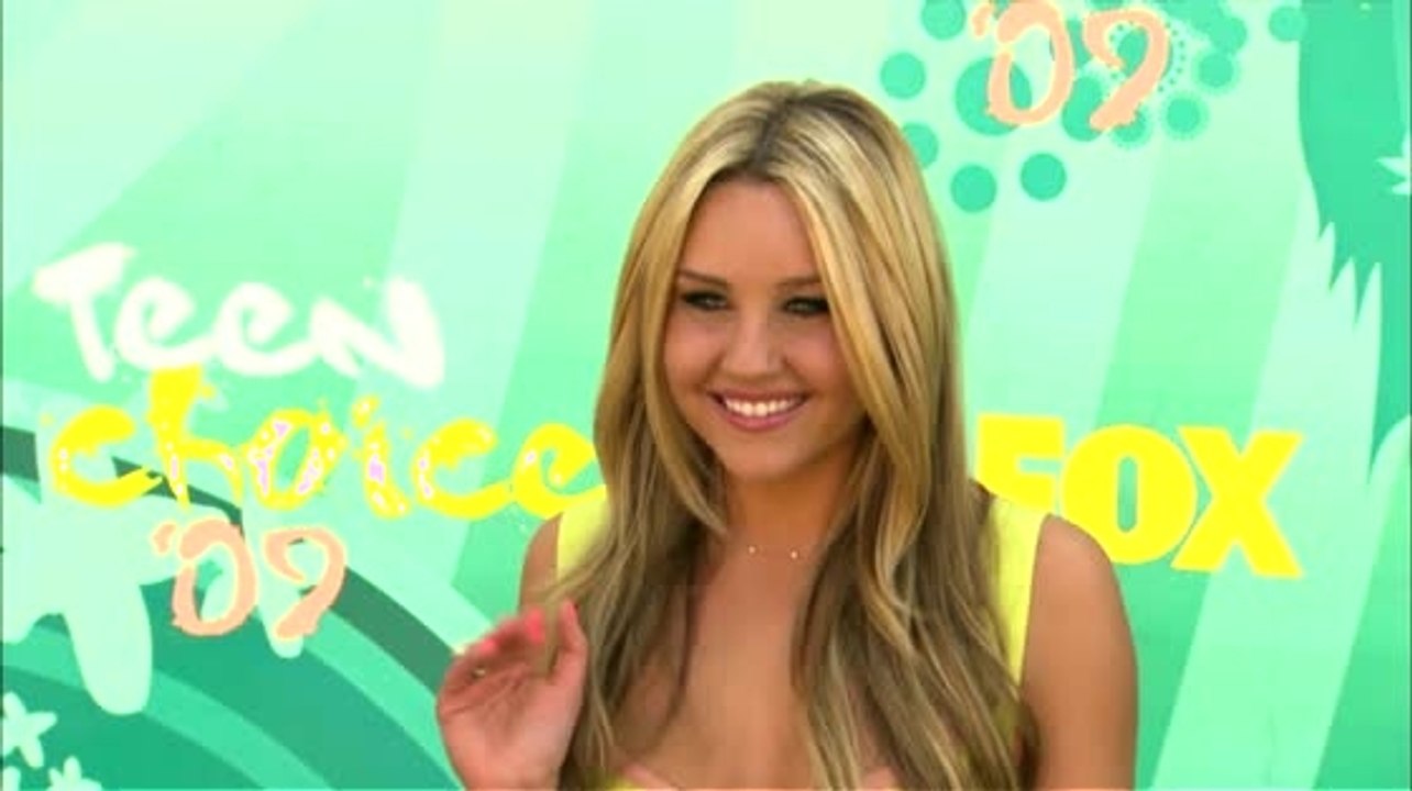 Amanda Bynes Finishes First Quarter of School