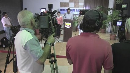 FARC deplora destitución de alcalde de Bogotá