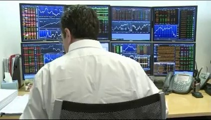 España coloca 5.005 millones a largo plazo con intereses en mínimos históricos