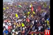 Süreyya Önder, Öcalan'ın mesajını Türkçe okudu