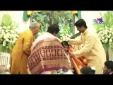 Lata Recives Her 1st Sathkalaratna Puraskar | Bollywood News | Latest B-Town News |  Bollywood  Celebs