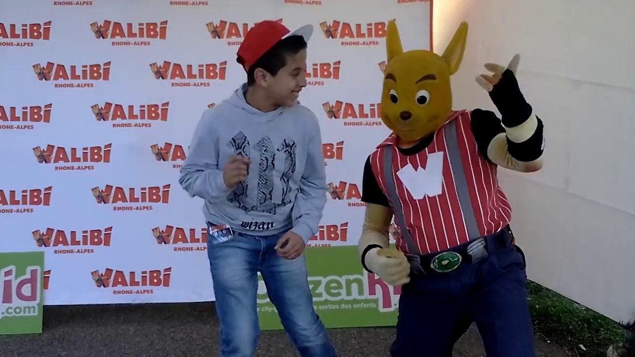 Yassen (12 ans) - Concours de Air guitar 2014