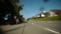 Crazy biker : driving a motorcycle at 200km/h in the city!