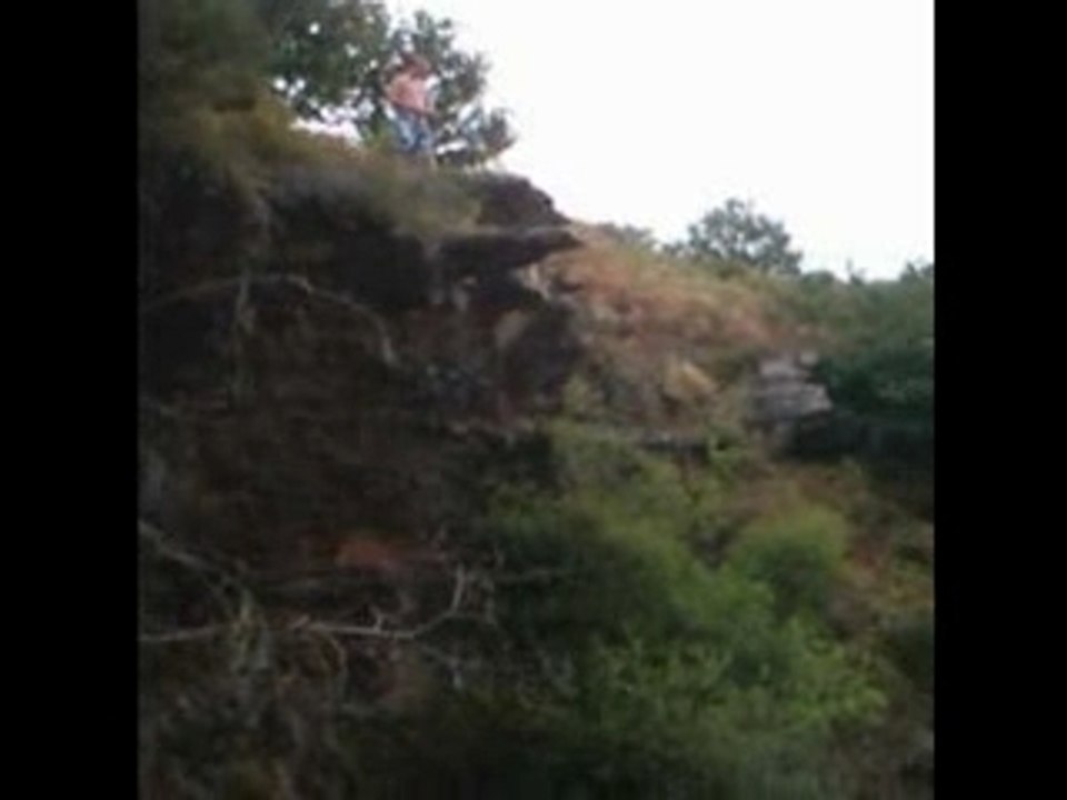 saut au lac d'eguzon