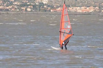 windsurf leucate parc a huitres