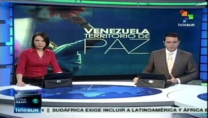 Personalidades cubanas participan en un foro sobre Venezuela