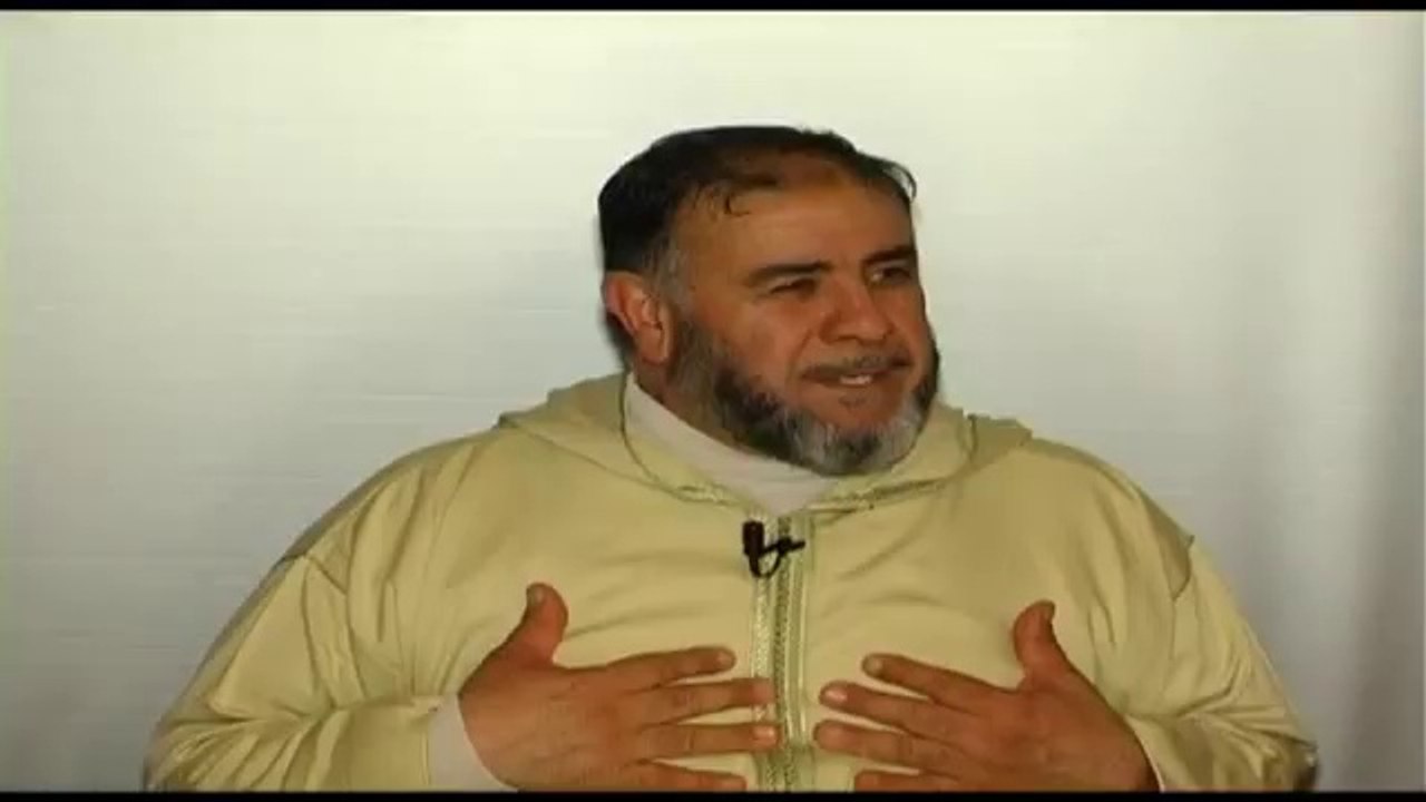 ﺍﻟﺸﻴﺦ ﻋﺒﺪ ﺍﻟﻠﻪ ﻧﻬﺎﺭﻱ   رسالة تعزية إلى أهالي التلميذ الشهيد  عبد اللطيف ناقول