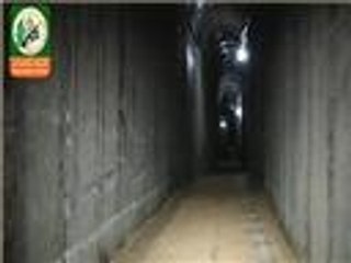 نفق نوعي هجومي يؤدي إلى موقع إسرائيلي