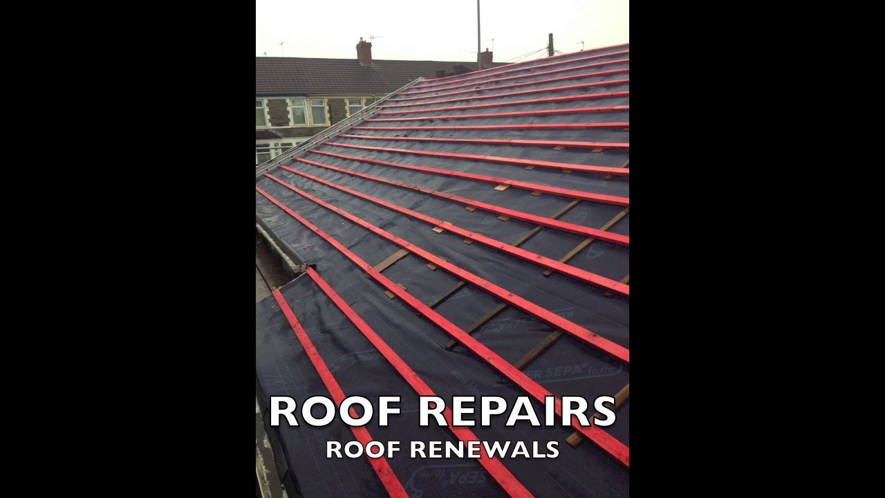 ROOFING -  ROOFER  AT PONTYGWINDY ROAD, CAERPHILLY CF83 3AD - LEAKING ROOF IN CAERPHILLY