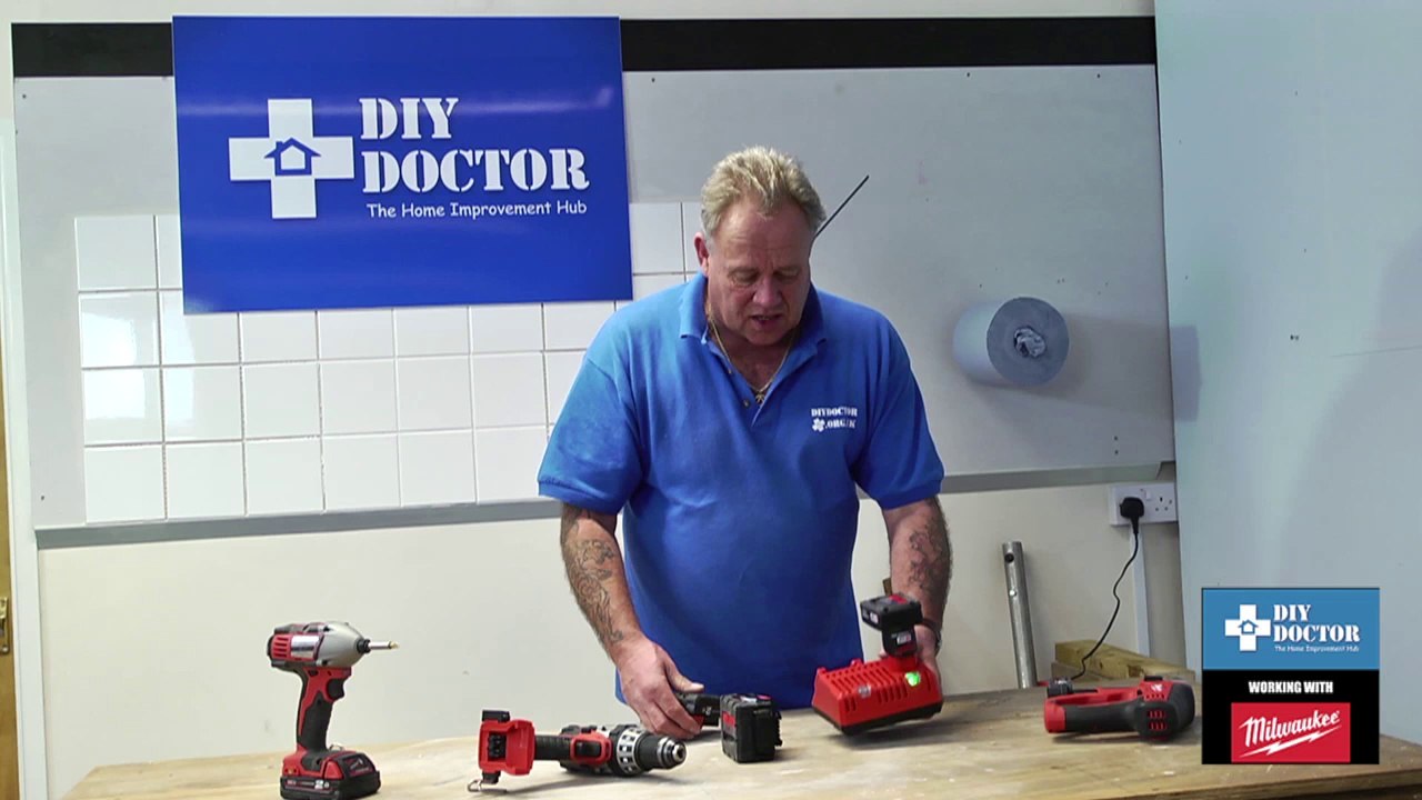 Milwaukee  M12 & M18 Dual Charger