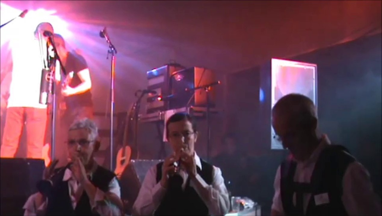 St Patrick à St Maxire le 15 mars 2014 avec la Kevrenn Bro Glaz