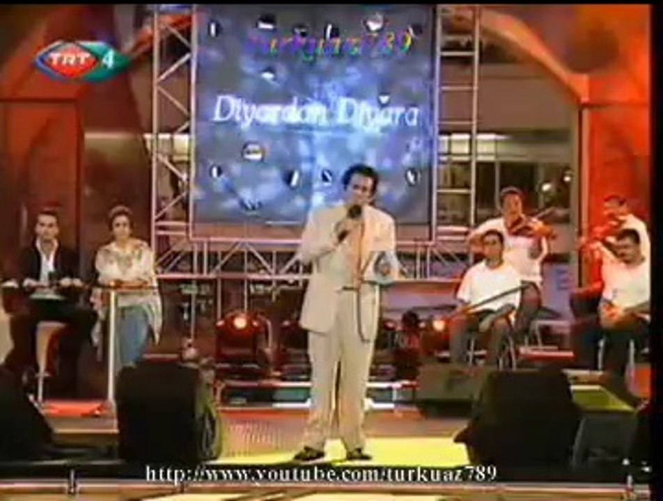 İzzet ALTINMEŞE-Bir Ben Vardır Bende Benden İçeru